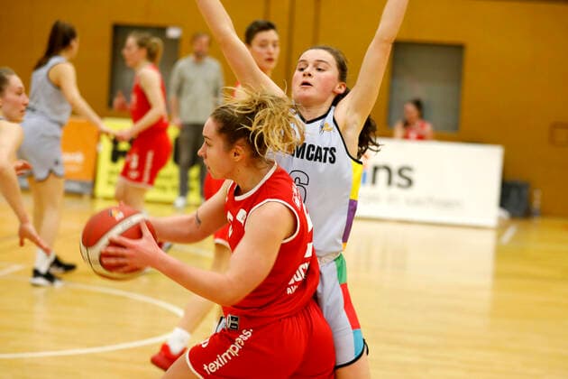 27 02 2021, 2 Toyota Womens Basketball Bundesliga North, DBBL, season 2020 2021, ladies, Chemcats Chemnitz BG 89 Avides Hurricanes Chiara Schmieder, ChemCats Chemnitz, Nicole Brochlitz, ChemCats Chemnitz Chemnitz Sporthalle am Schlossteich Saxony Germany