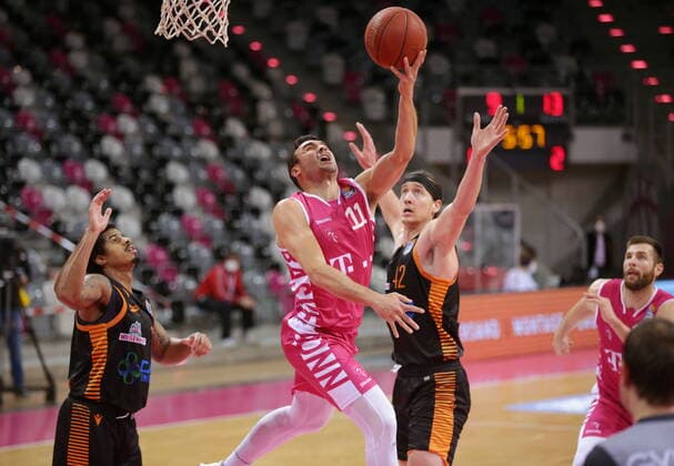 Anthony DiLeo Telekom Baskets Bonn RASTA Vechta easyCredit BBL 1 Bundesliga , Season 2020 2021 , Matchday 21