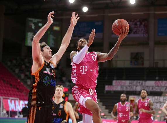 Alex Hamilton Telekom Baskets Bonn vs RASTA Vechta easyCredit BBL 1 Bundesliga , Season 2020 2021 , Matchday 21