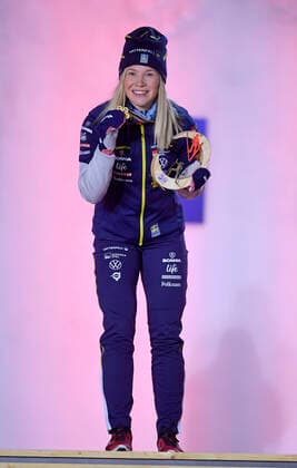 27 02 2021, Nordic SKI World Championships Oberstdorf 2021, Oberstdorf im Allgäu, Award Ceremony, Medal Ceremony, Cross Country Sprint Women, Award Ceremony, gold medal to Jonna Sundling Sweden ,
