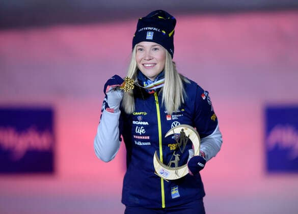 27 02 2021, Nordic SKI World Championships Oberstdorf 2021, Oberstdorf im Allgäu, Award Ceremony, Medal Ceremony, Cross Country Sprint Women, Award Ceremony, gold medal to Jonna Sundling Sweden ,