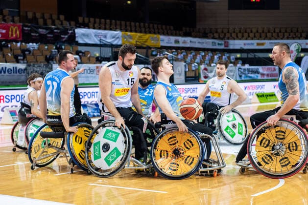 RBBL RSV Lahn Dill Baskets 96 Rahden, 27 02 21 Elvis Fakic 27 Baskets 96 Rahden , Kallum Stafford 8 Baskets 96 Rahden , Mustafa Korkmaz 23 Baskets 96 Rahden , Michael Auprince 15 RSV Lahn Dill , Simon Brown 5 RSV Lahn Dill , Krzystof Bandura 99 Baskets 96 Rahden Rittal Arena, Wetzlar, 27 02 21 Copyright: xBEAUTIFULxSPORTS Roeczeyx