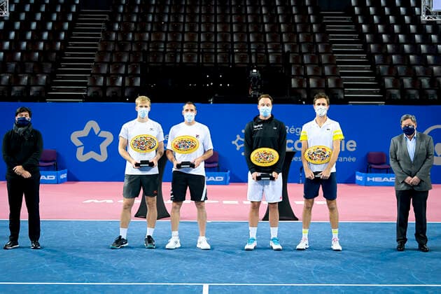 Henri Kontinen (Fin) Edouard Roger Vasselin (fra) Jonathan Erlich (isr) Andrei Vasilevski (Blr) Sebastien Grosjean - Directeur du Tournoi de l Open Sud de France TENNIS : Open Sud de France 2021 - Finale Double Messieurs - Montpellier - 28 02 2021 JBAutissier Panoramic 
