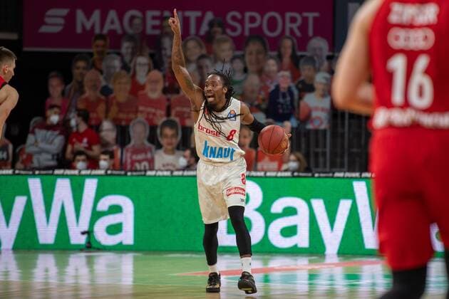 Robert Lowery 8 s Oliver Wuerzburg , FC Bayern Basketball vs s Oliver Wuerzburg, BBL, 28 02 2021 Munich Bavaria Germany Copyright: xkolbert-press UlrichxGamelx