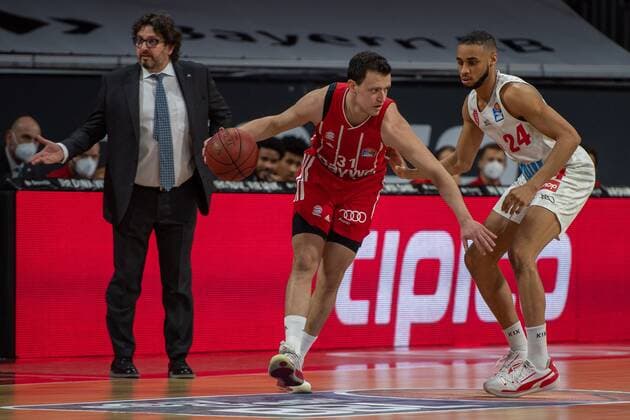 Zan Mark Sisko 31 FC Bayern , Cameron Hunt 24 s Oliver Wuerzburg , FC Bayern Basketball vs s Oliver Wuerzburg, BBL, 28 02 2021 Muenchen Bayern Germany Copyright: xkolbert-press UlrichxGamelx