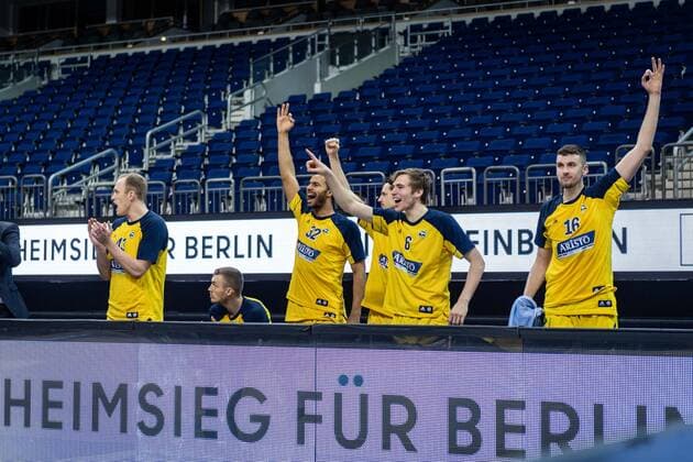 Basketball Berlin 28 02 2021 Season 2020 2021 1 Bundesliga easyCredit BBL Alba Berlin HAKRO Merlins Crailsheim Jubel Alba