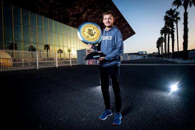 David Goffin (Bel) posant avec le trophee du Vainqueur TENNIS : Open Sud de France 2021 - Finale Simple messieurs - Montpellier - 28 02 2021 JBAutissier Panoramic 