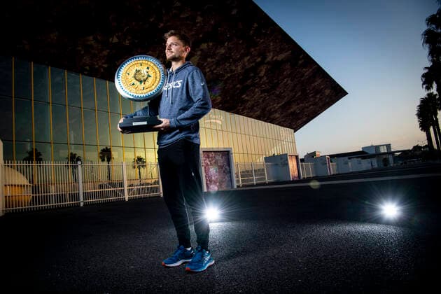 David Goffin (Bel) posant avec le trophee du Vainqueur TENNIS : Open Sud de France 2021 - Finale Simple messieurs - Montpellier - 28 02 2021 JBAutissier Panoramic 