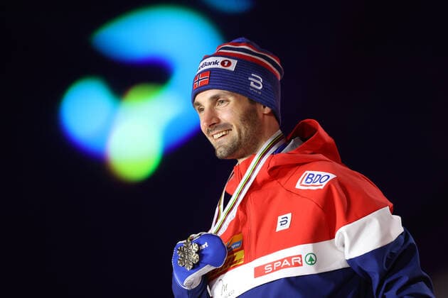 NORDIC SKIING - FIS Nordic World Ski Championships Oberstdorf 2021 OBERSTDORF,GERMANY,28.FEB.21 - NORDIC SKIING, CROSS COUNTRY SKIING - FIS Nordic World Ski Championships, 30km Skiathlon, men, award ceremony. Image shows Hans Christer Holund (NOR). Keywords: medal. GEPAxpictures xChristianxWalgram