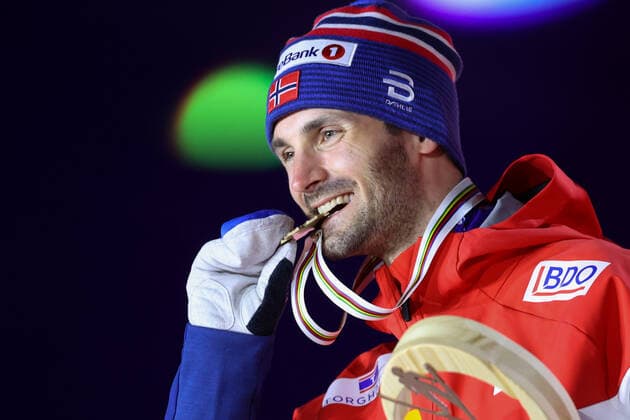 NORDIC SKIING - FIS Nordic World Ski Championships Oberstdorf 2021 OBERSTDORF,GERMANY,28.FEB.21 - NORDIC SKIING, CROSS COUNTRY SKIING - FIS Nordic World Ski Championships, 30km Skiathlon, men, award ceremony. Image shows Hans Christer Holund (NOR). Keywords: medal. GEPAxpictures xChristianxWalgram