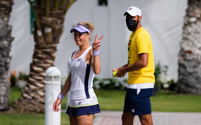March 2, 2021, DOHA, QATAR: Laura Siegemund of Germany warms up for her first round match at the 2021 Qatar Total Open WTA, Tennis Damen 500 tournament DOHA QATAR - ZUMAa181 20210302_zaa_a181_001 Copyright: xRobxPrangex