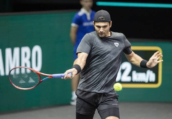 ROTTERDAM Marcos Giron USA in action against Andrey Rublev RUS on the second day of the ABN AMRO World Tennis Tournament in Rotterdam, The Netherlands, 02 March 2021 The ATP tournament in Ahoy takes place without an audience due to the corona pandemic ANP KOEN SUYK xVIxANPxSportx xxANPxIVx 428789618
