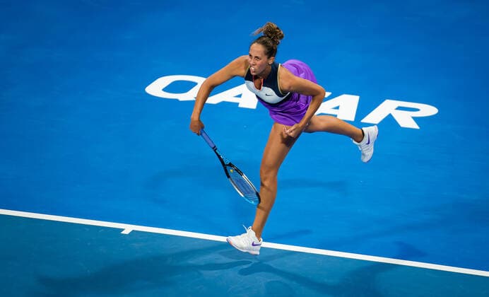 March 2, 2021, DOHA, QATAR: Madison Keys of the United States in action during the first round of the 2021 Qatar Total Open WTA, Tennis Damen 500 tournament against Belinda Bencic of Switzerland DOHA QATAR - ZUMAa181 20210302_zaa_a181_061 Copyright: xRobxPrangex