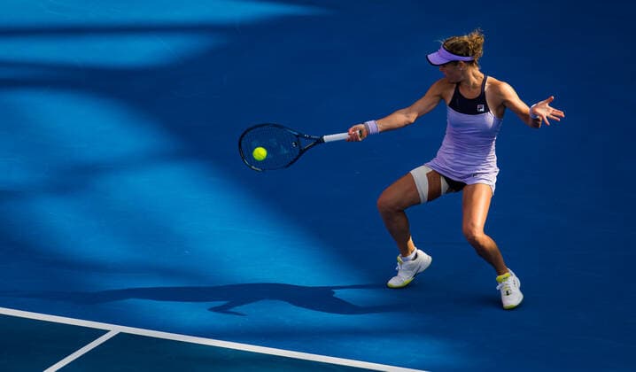March 3, 2021, DOHA, QATAR: Laura Siegemund of Germany in action during her second-round match at the 2021 Qatar Total Open WTA, Tennis Damen 500 tournament against Victoria Azarenka of Belarus DOHA QATAR - ZUMAa181 20210303_zaa_a181_015 Copyright: xRobxPrangex