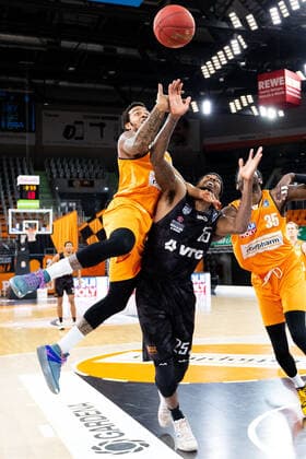 Terry Allen Hamburg Towers 25 , Troy Caupain Ratiopharm Ulm 23 , Aric Holman Ratiopharm Ulm 35 GER, Ratiopharm Ulm vs Hamburg Towers, easycredit 1 Bundesliga Basketball, 20 Matchday, Season 2020 21, 03 03 2021 Ratiopharm Ulm vs BG Goettingen, 1 Basketball Bundesliga Neu Ulm Copyright: xEibner-Pressefoto RogerxBuerkex EP_EER