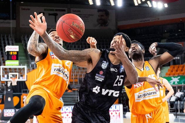 Terry Allen Hamburg Towers 25 , Troy Caupain Ratiopharm Ulm 23 , Aric Holman Ratiopharm Ulm 35 GER, Ratiopharm Ulm vs Hamburg Towers, easycredit 1 Bundesliga Basketball, 20 Matchday, Season 2020 21, 03 03 2021 Ratiopharm Ulm vs BG Goettingen, 1 Basketball Bundesliga Neu Ulm Copyright: xEibner-Pressefoto RogerxBuerkex EP_EER