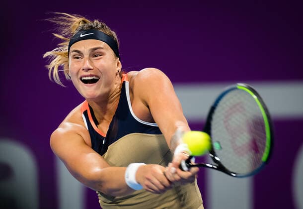 Sport Bilder des Tages March 3, 2021, DOHA, QATAR: Aryna Sabalenka of Belarus in action during her second-round match at the 2021 Qatar Total Open WTA, Tennis Damen 500 tournament against Garbine Muguruza of Spain DOHA QATAR - ZUMAa181 20210303_zaa_a181_107 Copyright: xRobxPrangex