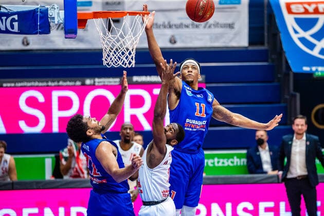 Jonathan Stark 1 Jobstairs Giessen 46ers , Quinton Hooker 21 Syntainics MBC , Kyndahl Hill 11 Syntainics MBC during the match Season 2020 2021 Men in the EasyCredit Bundesliga between Syntainics MBC and Jobstairs Giessen 46ers at Stadthalle Weissenfels on 3 March 2021 in Weissenfels, Sachsen Anhalt, Germany