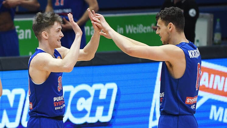 Basketball 1 Bundesliga, Season 2020 2021, 20 Matchday, Syntainics MBC Weissenfels vs JobStairs GIESSEN 46ers 03 03 2021 Cheering after the 102 81 victory of Weissenfels at the match MBC Weissenfels vs Giessen 03 03 2021 , Wa cheering Vincent Friederici MBC Weissenfels, back number 30 left and Marko Krstanovic MBC Weissenfels, back number 6 right Weissenfels Saxony Anhalt Germany Stadthalle Weissenfels