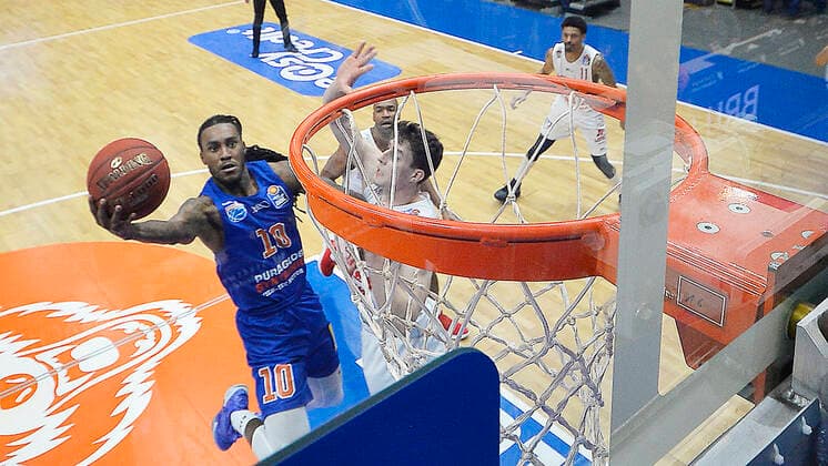 Basketball 1 Bundesliga, season 2020 2021, 20 matchday, Syntainics MBC Weissenfels vs JobStairs GIESSEN 46ers 03 03 2021 102 81 50 39 Anthony Barber MBC Weissenfels, back number 10 at the basket during the match MBC Weissenfels vs Giessen 03 03 2021 Weissenfels Saxony Anhalt Germany Stadthalle Weissenfels