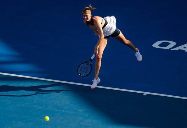Sport Bilder des Tages March 4, 2021, DOHA, QATAR: Petra Kvitova of the Czech Republic in action during the quarterfinals of the 2021 Qatar Total Open WTA, Tennis Damen 500 tournament against Anett Kontaveit of Estonia DOHA QATAR - ZUMAa181 20210304_zaa_a181_013 Copyright: xRobxPrangex