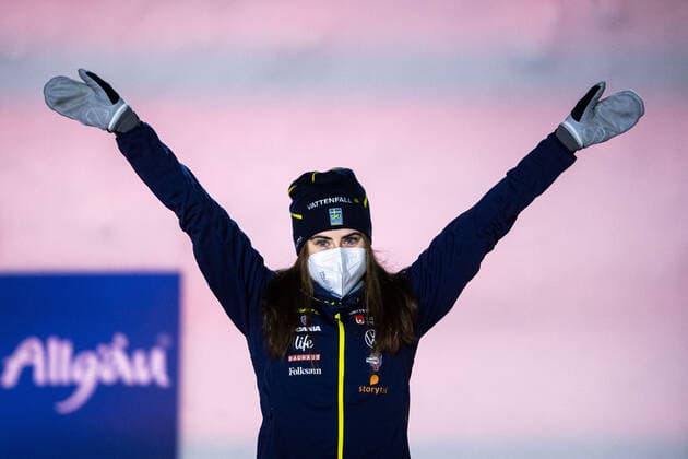 210304 Bronze medalist Ebba Andersson of Sweden at a medal ceremony for the Women s Cross Country Skiing 10 km Free Technique during the FIS Nordic Ski World Championships on March 4, 2021 in Oberstdorf Photo Johanna Lundberg BILDBYRAN kod JL JL0096 skidor cross country skiing langrenn fis nordic world ski championships vm ski vm skid vm medaljceremoni medal ceremony 8 bbeng sverige,  Copyright: JOHANNAxLUNDBERG BB210304JL139