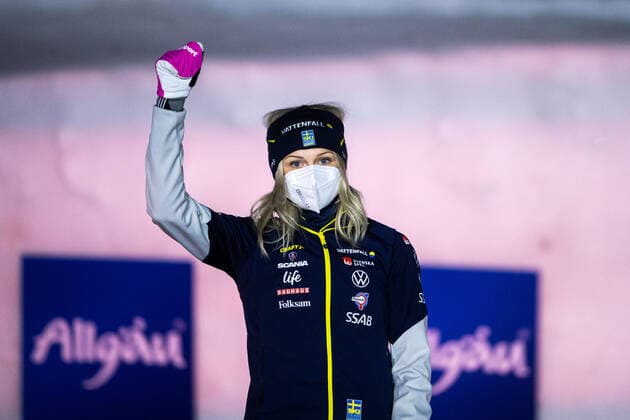 210304 Silver medalist Frida Karlsson of Sweden at a medal ceremony for the Women s Cross Country Skiing 10 km Free Technique during the FIS Nordic Ski World Championships on March 4, 2021 in Oberstdorf Photo Johanna Lundberg BILDBYRAN kod JL JL0096 skidor cross country skiing langrenn fis nordic world ski championships vm ski vm skid vm medaljceremoni medal ceremony 8 bbeng sverige,  Copyright: JOHANNAxLUNDBERG BB210304JL140