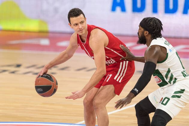 Basketball, Euroleague, FC Bayern Munich Panathinaikos Athens In the picture Zan Mark SISKO FC Bayern Munich, 31 and Shelvin MACK Panathinaikos Athens, 0 Munich Audi Dome Bayern Germany Copyright: Passion2Press.dex xMarkusxFischerx