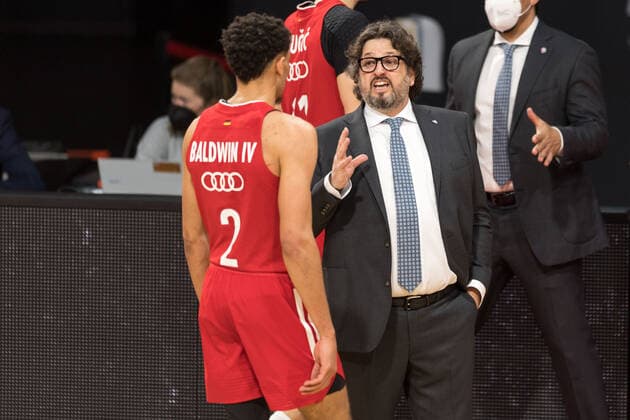 Basketball, Euroleague, FC Bayern Munich Panathinaikos Athens In the picture Wade BALDWIN FC Bayern Munich, 2 and, Head Coach of FC Bayern Munich Andrea TRINCHIERI Munich Audi Dome Bayern Germany Copyright: Passion2Press.dex xMarkusxFischerx