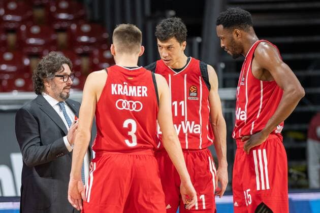 Head Coach Andrea Trinchieri FC Bayern , Vladimir Lucic 11 FC Bayern , JaJuan Johnson 25 FC Bayern , FC Bayern Basketball vs Panathinaikos Athens, EuroLeague, 04 03 2021 Muenchen Bayern Germany Copyright: xkolbert-press UlrichxGamelx
