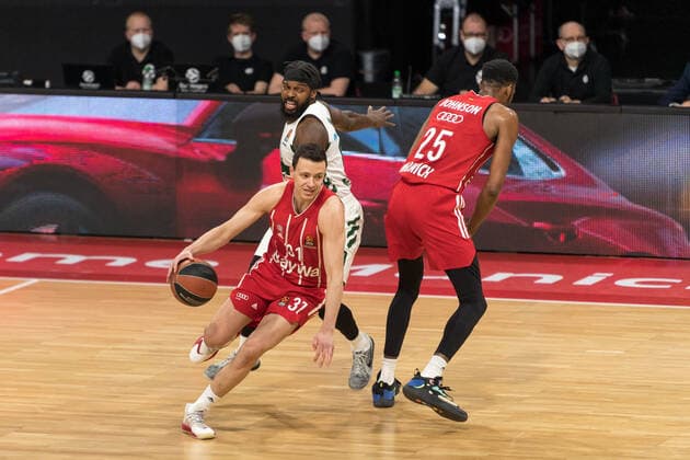 Basketball, Euroleague, FC Bayern München Panathinaikos Athens In the picture Zan Mark SISKO FC Bayern München, 31 Shelvin MACK Panathinaikos Athens, 0 and JaJuan JOHNSON FC Bayern München, 25 Munich Audi Dome Bayern Germany Copyright: Passion2Press.dex xMarkusxFischerx