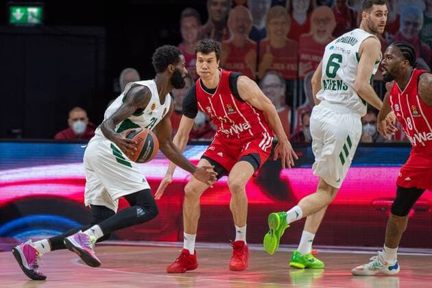 Howard Sant Roos 74 Panathinaikos Athens , Vladimir Lucic 11 FC Bayern , FC Bayern Basketball vs Panathinaikos Athens, EuroLeague, 04 03 2021 Muenchen Bayern Germany Copyright: xkolbert-press UlrichxGamelx