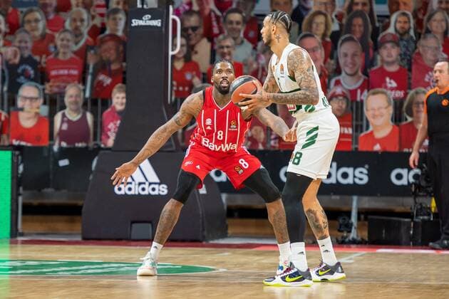 Jalen Reynolds 8 FC Bayern , Zach Auguste 8 Panathinaikos Athens , FC Bayern Basketball vs Panathinaikos Athens, EuroLeague, 04 03 2021 Muenchen Bayern Germany Copyright: xkolbert-press UlrichxGamelx