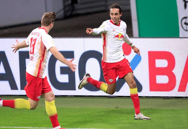 POULSEN Yussuf Team RB Leipzig jubelt nach seinem Tor zum 1 : 0 mit SORLOTH Alexander DFB Pokal Saison 2020-2021 Viertelfinale RB Leipzig - VFL Wolfsburg am 03. 03.2021 in Leipzig DFL REGULATIONS PROHIBIT ANY USE OF PHOTOGRAPHS as IMAGE SEQUENCES and or QUASI-VIDEO *** POULSEN Yussuf Team RB Leipzig cheers after his goal to 1 0 with SORLOTH Alexander DFB Pokal Saison 2020 2021 Viertelfinale RB Leipzig VFL Wolfsburg am 03 03 2021 in Leipzig DFL REGULATIONS PROHIBIT ANY USE OF PHOTOGRAPHS as IMAGE SEQUENCES and or QUASI VIDEO