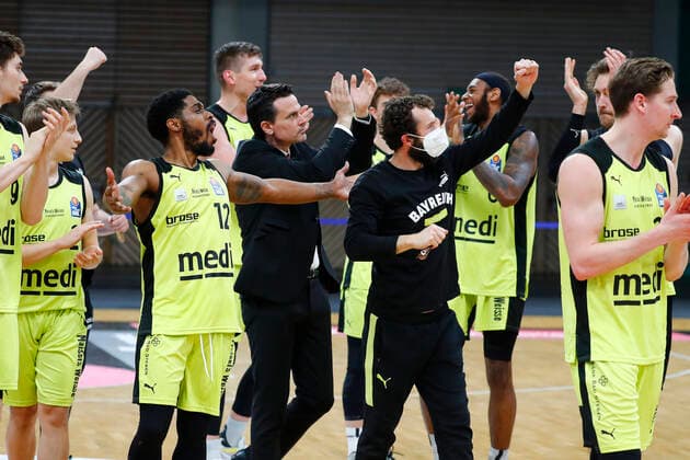 22 Matchday of the easyCredit BBL Basketball Bundesliga on 05 March 2021in the Oberfrankenhalle in Bayreuth Bavaria Germany season 2020 2021 Medi Bayreuth against HAKRO Merlins Crailsheim Lazeric Jones Medi Bayreuth 12 left Raoul Korner Medi Bayreuth coach middle Bastian Doreth Medi Bayreuth 10 right