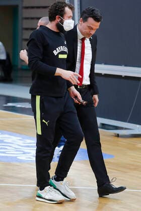 22 Matchday of the easyCredit BBL Basketball Bundesliga on 05 March 2021in the Oberfrankenhalle in Bayreuth Bavaria Germany season 2020 2021 Medi Bayreuth against HAKRO Merlins Crailsheim Bastian Doreth Medi Bayreuth 10 left injured Raoul Korner Medi Bayreuth coach right