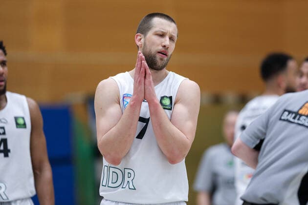 2. Basketball Bundesliga ProB ART Giants Duesseldorf gegen ETV Hamburg, 05.03.2021 Andrius Mikutis ( 7 ART Giants Duesseldorf); 2. Basketball Bundesliga ProB ART Giants Duesseldorf gegen ETV Hamburg am 05.03.2021, Duesseldorf. Copyright: xBEAUTIFULxSPORTS KennyxBeelex