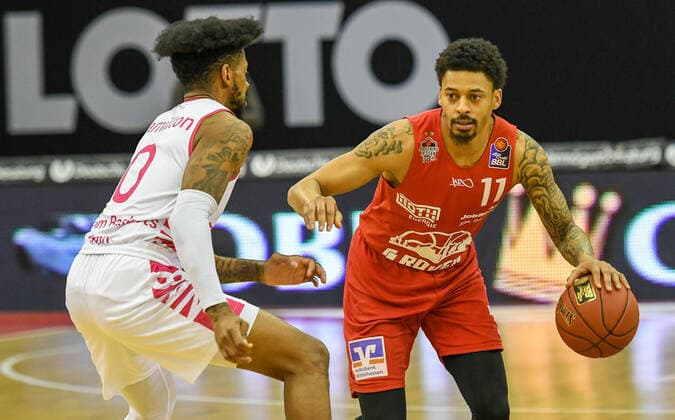 Alex Hamilton , Diante Garrett Basketball Bundesliga, basketball season 2020 2021, 22 matchday, Germany, easyCredit BBL, Germany, Giessen 46ers, giessen red, men, jobstairs GIESSEN 46ers Telekom Baskets Bonn, men, Bonn in white