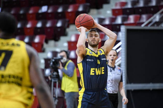 Keith Hornsby EWE Baskets Oldenburg on the ball, GER, MHP Riesen Ludwigsburg vs EWE Baskets Oldenburg, 06 03 2021, 22 matchday easycredit Basketball Bundesliga, season 2020 2021 GER, MHP Riesen Ludwigsburg vs EWE Baskets Oldenburg, 06 03 2021, 22 matchday easycredit Basketball Bundesliga, season 2020 2021 Ludwigsburg Copyright: xEibnerxPressefoto MichaelxMemmlerx EP_MMR