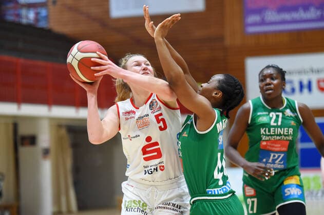 Basketball Toyota 1 DBBL, 21 Matchday, GiroLive Panthers Osnabrueck vs Rutronik Stars Keltern on 07 03 2021 at OSC Halle in Osnabrueck Tonia Doelle GiroLive Panthers Osnabrueck and Emmanuella Mayombo Rutronik Stars Keltern in duel Osnabrueck OSC Halle Lower Saxony Germany