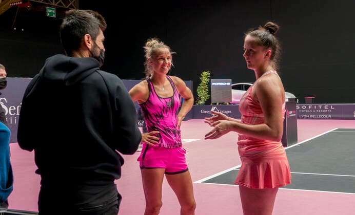 Tennis, WTA-Turnier in Lyon Arantxa RUS (NED) - Viktoria KUZMOVA (SVK TENNIS : Open 6eme Sens - Palais des sports Lyon - 07 03 2021 SandrineTHESILLAT Panoramic 
