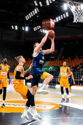 Luke Sikma Alba Berlin 43 GER, Ratiopharm Ulm vs Alba Berlin, easycredit 1 Bundesliga Basketball, 22 matchday, season 2020 21, 07 03 2021 Ratiopharm Ulm vs Alba Berlin, 1 Basketball Bundesliga New Ulm. Copyright: xEibner-Pressefoto RogerxBuerkex EP_EER