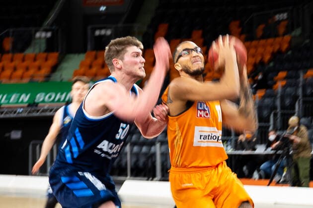 Isaiah Wilkins Ratiopharm Ulm 11 , Ben Lammers Alba Berlin 50 GER, Ratiopharm Ulm vs Alba Berlin, easycredit 1 Bundesliga Basketball, 22 matchday, season 2020 21, 07 03 2021 Ratiopharm Ulm vs Alba Berlin, 1 Basketball Bundesliga New Ulm. Copyright: xEibner-Pressefoto RogerxBuerkex EP_EER