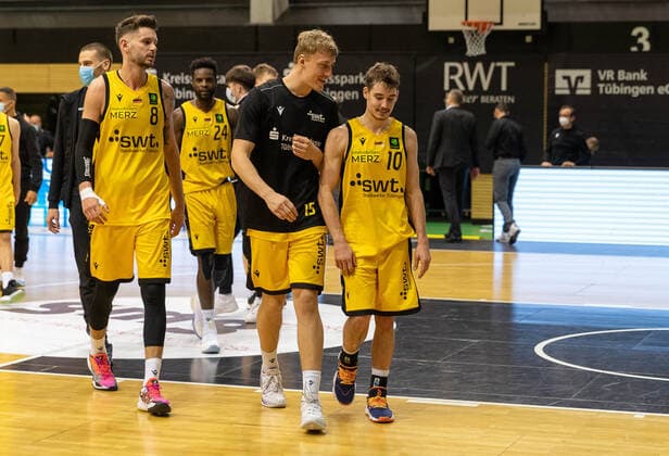 Gianni Otto Tigers Tübingen, 10 , Jekabs Beck Tigers Tübingen, 15 , Enosch Wolf Tigers Tübingen, 8 ¨¨¨Kirchheim Knights vs Tigers Tübingen, 2 Basketball, Bundesliga, Pro A, Barmer 2 Basketball, Matchday 24, Season 2020 2021, 05 03 2021, ¨¨ Kirchheim Knights Tigers Tübingen, Basketball, 2 Bundesliga, Barmer 2 Basketball, Matchday 24, Season 2020 2021, 27 02 2021 Kirchheim. Copyright: xDennisxDuddek xEibnerxPressefotox EP_DDU