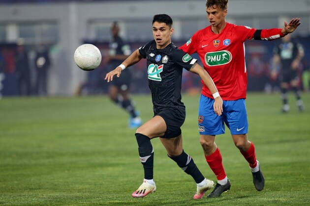 (GFCA) vs Luiz ARAUJO (LOSC) FOOTBALL : GFC Ajaccio vs Lille - Coupe de France - 16es de finale - 07 03 2021 GerardPierlovisi Panoramic 