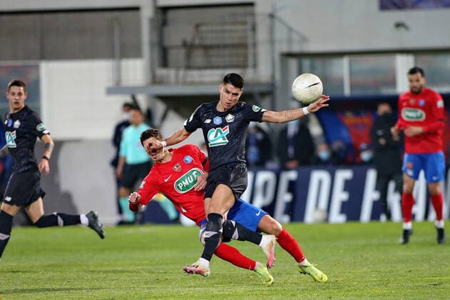 Sonny Duflos (GFCA) vs Luiz ARAUJO (LOSC) FOOTBALL : GFC Ajaccio vs Lille - Coupe de France - 16es de finale - 07 03 2021 GerardPierlovisi Panoramic 