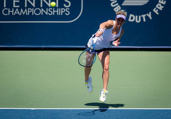 March 8, 2021, DUBAI, UNITED ARAB EMIRATES: Laura Siegemund of Germany in action during the first round of the 2021 Dubai Duty Free Tennis Championships WTA, Tennis Damen 1000 tournament against Anastasia Potapova of Russia DUBAI UNITED ARAB EMIRATES - ZUMAa181 20210308_zaa_a181_041 Copyright: xRobxPrangex