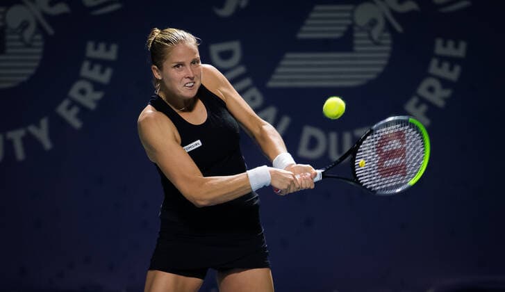 March 8, 2021, DUBAI, UNITED ARAB EMIRATES: Shelby Rogers of the United States in action during the first round of the 2021 Dubai Duty Free Tennis Championships WTA, Tennis Damen 1000 tournament against Kaia Kanepi of Estonia DUBAI UNITED ARAB EMIRATES - ZUMAa181 20210308_zaa_a181_132 Copyright: xRobxPrangex