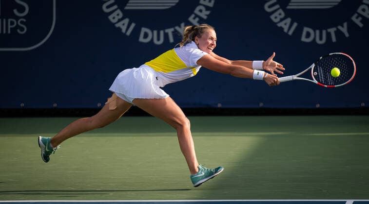 March 9, 2021, DUBAI, UNITED ARAB EMIRATES: Anett Kontaveit of Estonia in action during the second round of the 2021 Dubai Duty Free Tennis Championships WTA, Tennis Damen 1000 tournament against Sorana Cirstea of Romania DUBAI UNITED ARAB EMIRATES - ZUMAa181 20210309_zaa_a181_097 Copyright: xRobxPrangex
