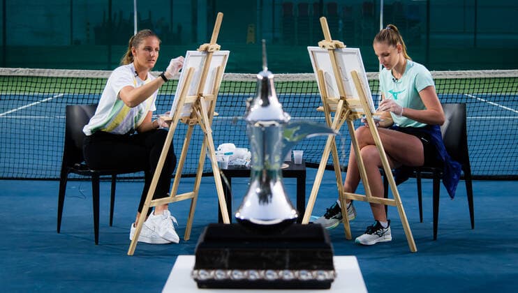 March 9, 2021, DUBAI, UNITED ARAB EMIRATES: Karolina Pliskova & Kristyna Pliskova of the Czech Republic paint the Dubai Duty Free Tennis Championships trophy at the 2021 Dubai Duty Free Tennis Championships WTA, Tennis Damen 1000 tournament DUBAI UNITED ARAB EMIRATES - ZUMAa181 20210309_zaa_a181_104 Copyright: xRobxPrangex